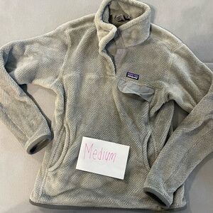 Women’s Medium Patagonia. EUC. Like new!